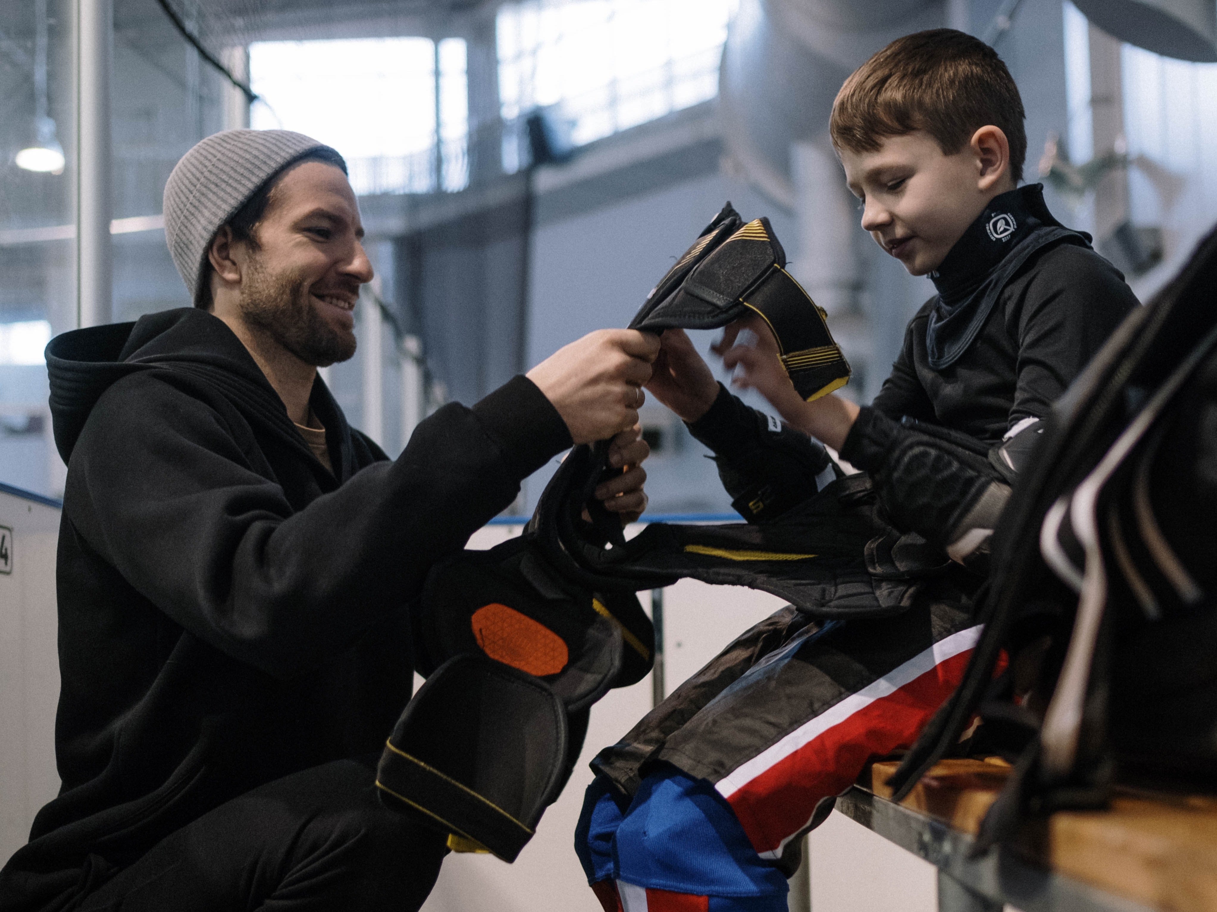 Save €200 Every Year with RocketGrip: The Ultimate Money-Saving Hack for Ice Hockey Players!